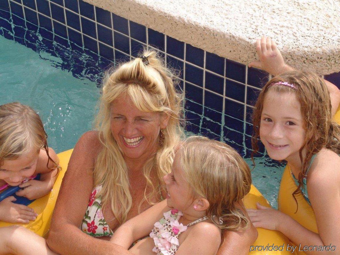 Castaway Beach Inn & Swim Up Bar North Myrtle Beach Dış mekan fotoğraf