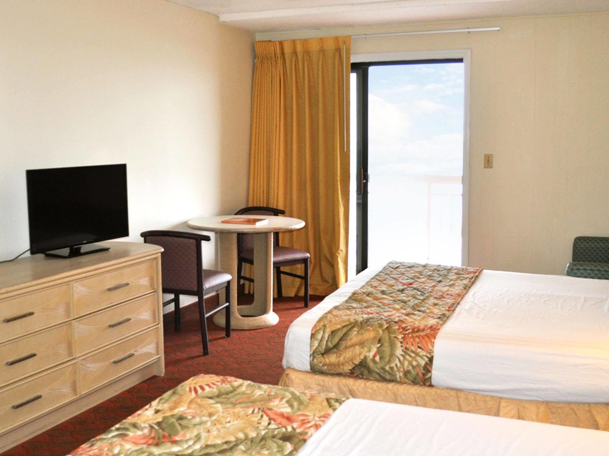 Castaway Beach Inn & Swim Up Bar North Myrtle Beach Dış mekan fotoğraf