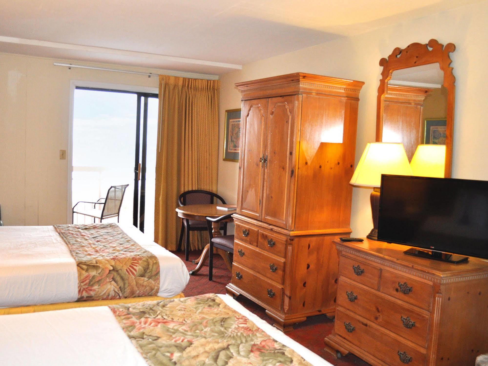 Castaway Beach Inn & Swim Up Bar North Myrtle Beach Dış mekan fotoğraf